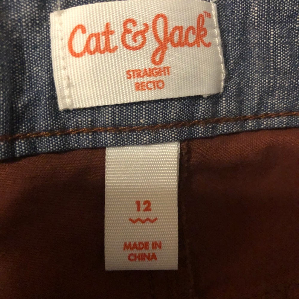 NEW Cat & Jack Burgundy Boys Chinos! NWOT - Picture 3 of 4